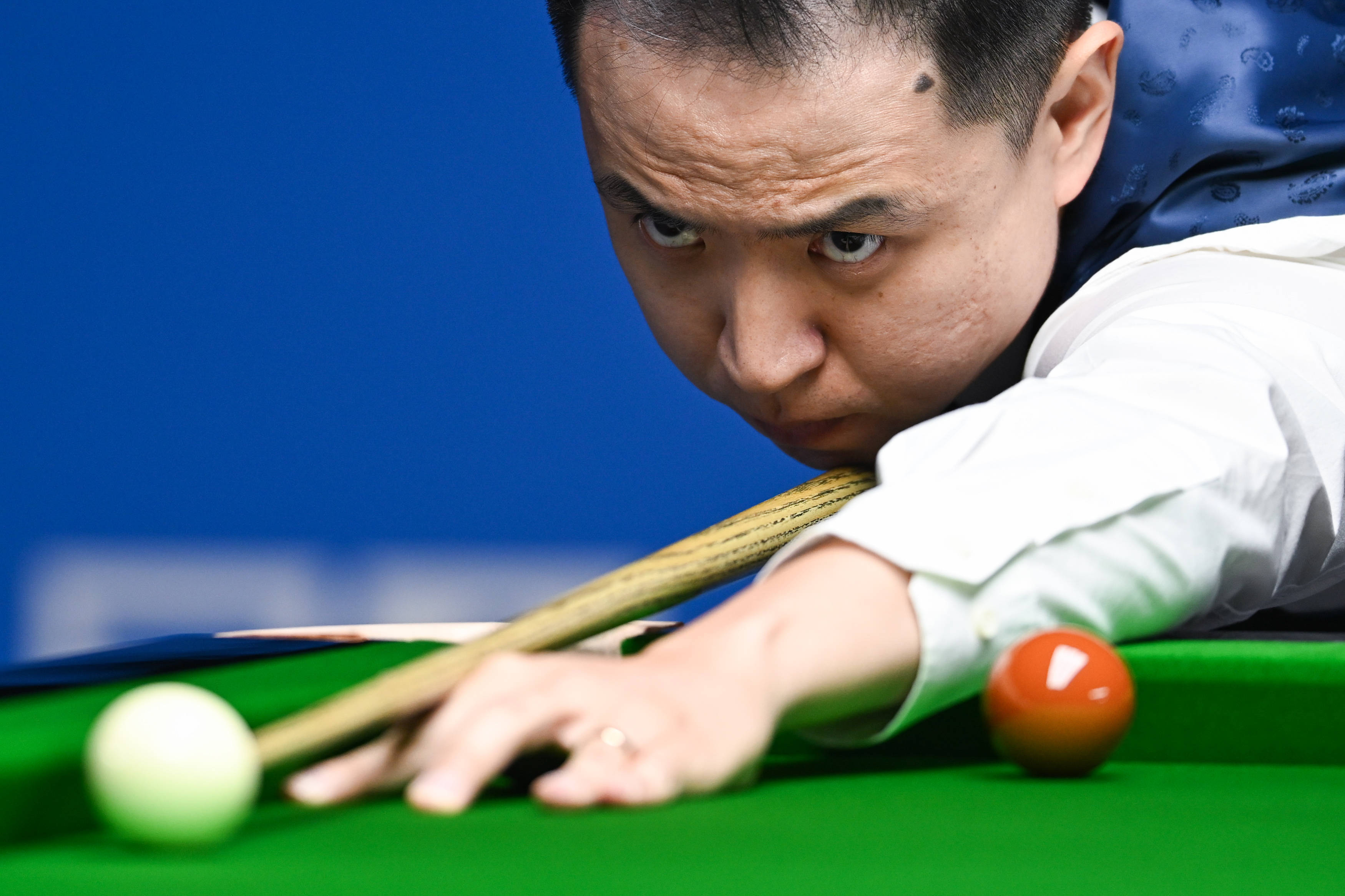 使得他在面 使得他在面